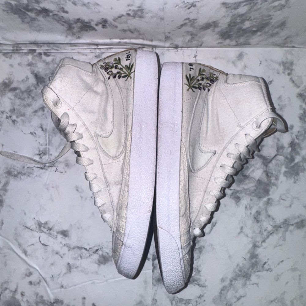 Preowned Nike Blazer Mid 77 Women 6.5 Indigo Trainers white blue floral project - Picture 8 of 11